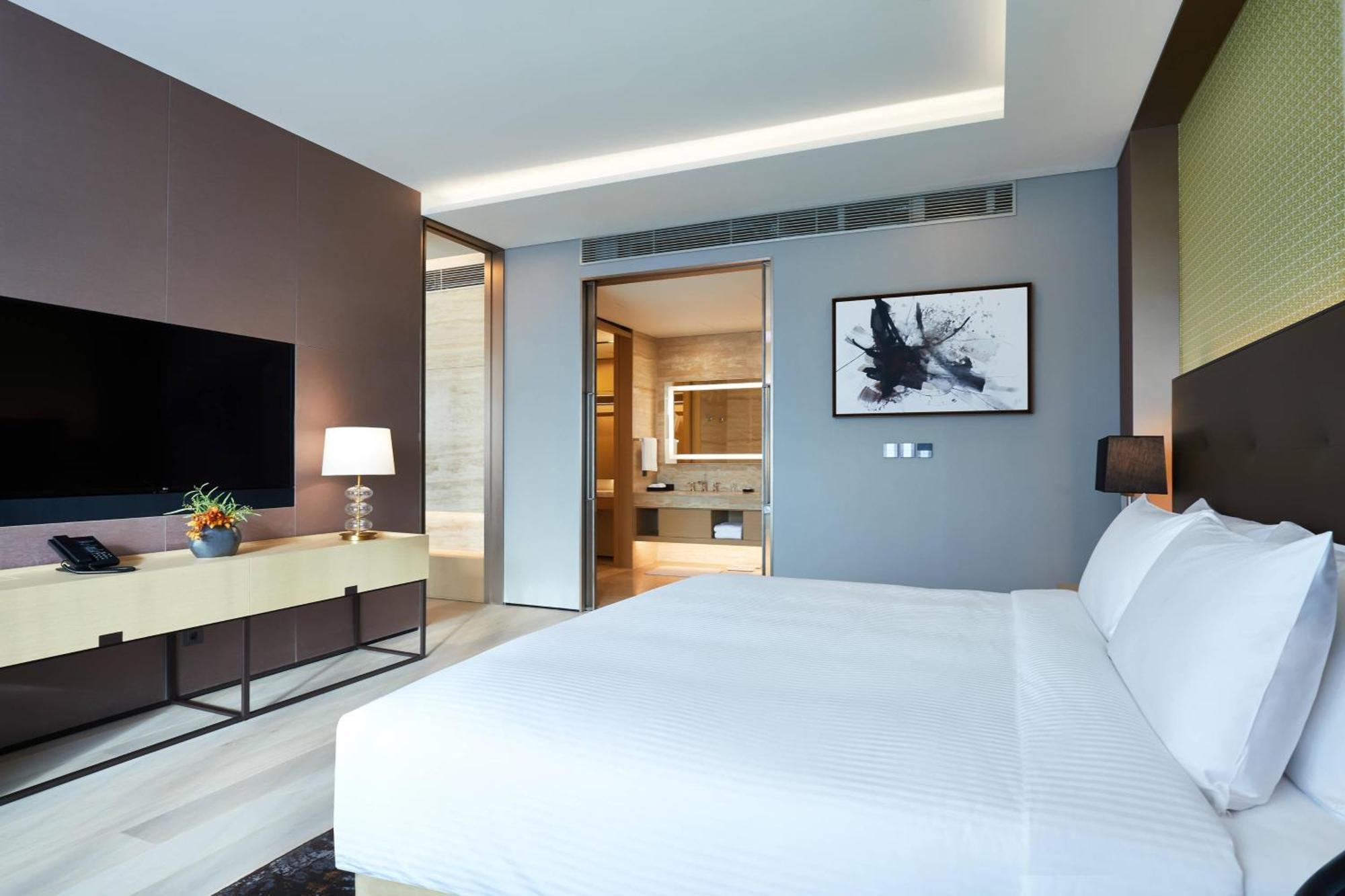 Hotel Marriott Jeju Shinhwa World 5*